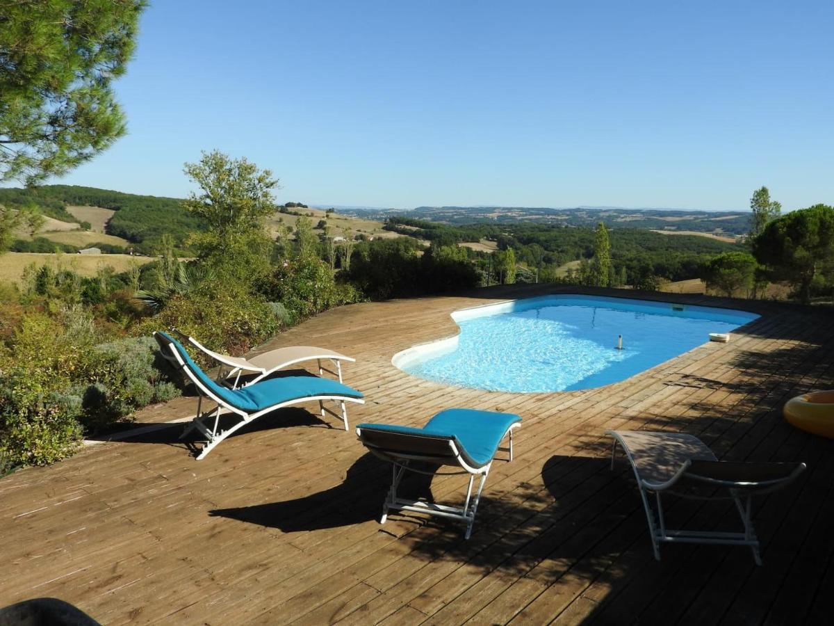 Bed and Breakfast La Dame Fines Puybegon Exterior foto